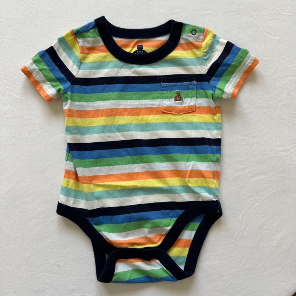 Bundle THREE Baby Gap Bodysuit Shirt 12-18m